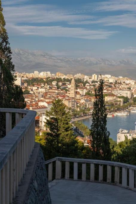 Spacious Sea View Near Marjan & Leilighet Split