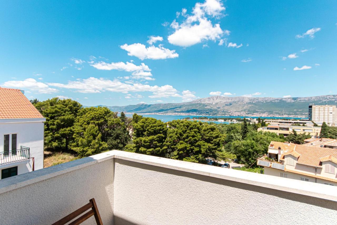 Spacious Sea View Near Marjan & Leilighet Split